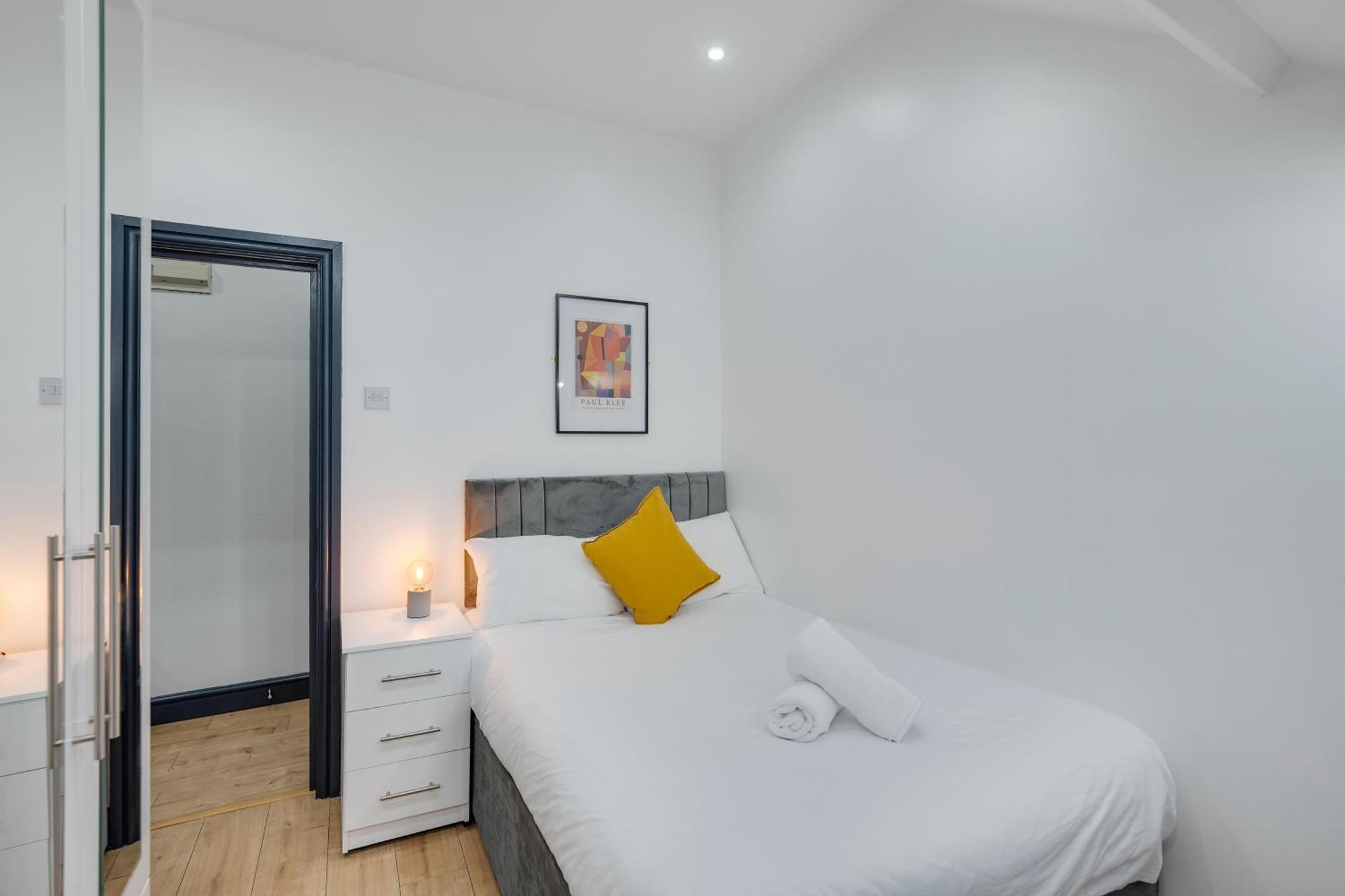 Relax In A Modern By The Centre & Bute Park Apartment Cardiff