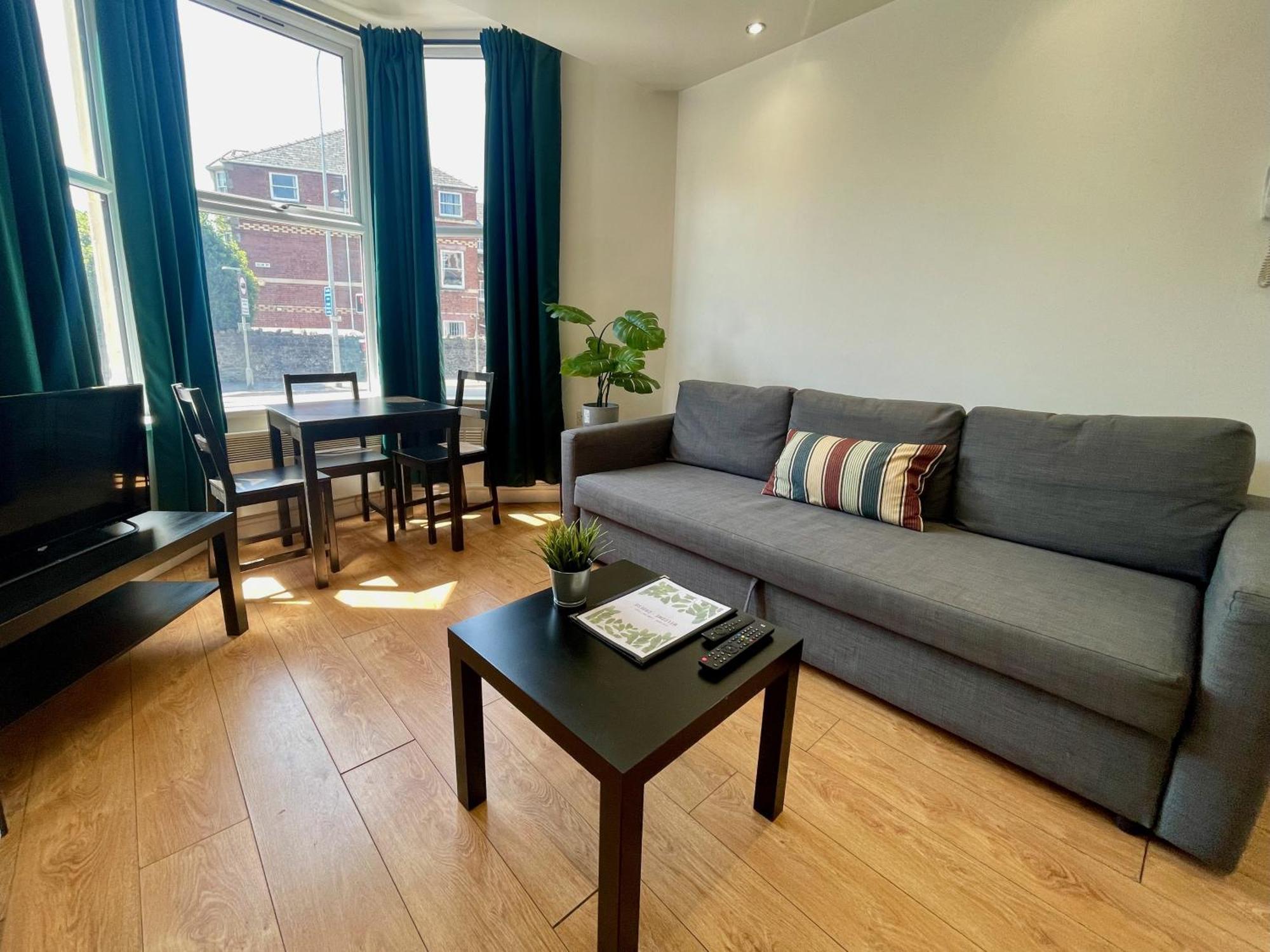 Relax In A Modern By The Centre & Bute Park Appartement Cardiff